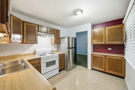1359 Auburn Avenue Naperville IL 60565