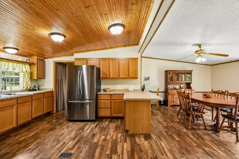 197 East Cermak Road Braidwood IL 60408