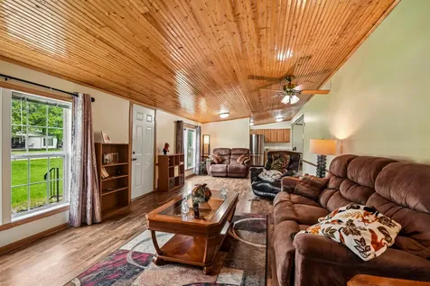 197 East Cermak Road Braidwood IL 60408