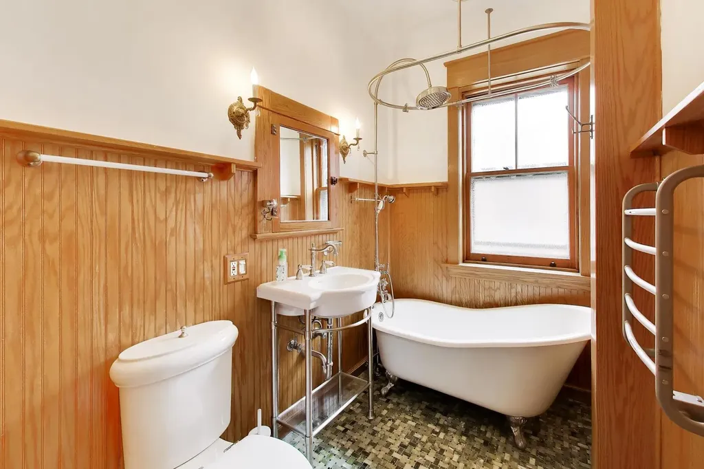 6108 South Kimbark Avenue Chicago IL 60637