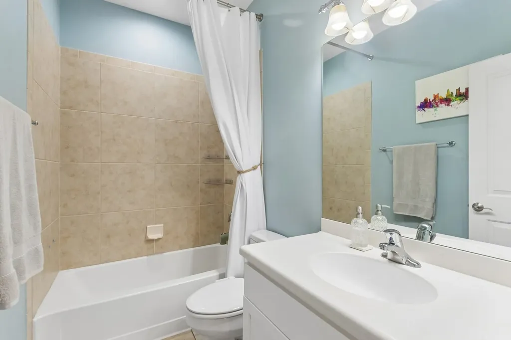 3951 North Washtenaw Avenue Chicago IL 60618