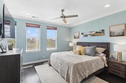 3951 North Washtenaw Avenue Chicago IL 60618
