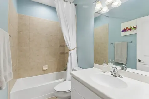 3951 North Washtenaw Avenue Chicago IL 60618