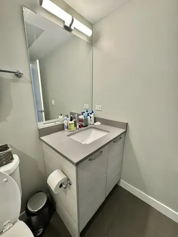 2407 West Eastwood Avenue Chicago IL 60625