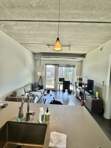 2407 West Eastwood Avenue Chicago IL 60625