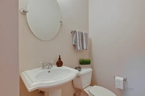 1194 Danforth Court Vernon Hills IL 60061