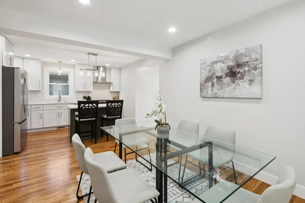 3737 North Cumberland Avenue Chicago IL 60634