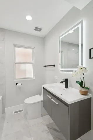 3737 North Cumberland Avenue Chicago IL 60634