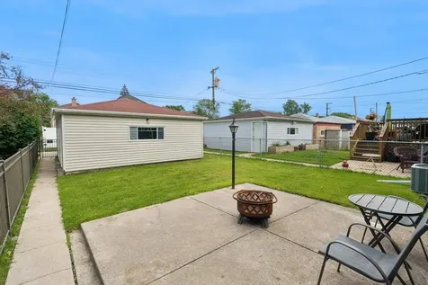 3737 North Cumberland Avenue Chicago IL 60634