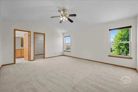 2812 Plante Road North Aurora IL 60542