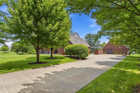 2102 Belmont Park Lane Champaign IL 61822