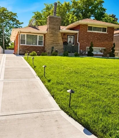 17112 Whittier Avenue Hazel Crest IL 60429