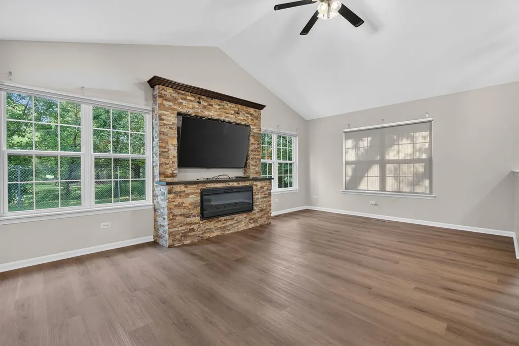 938 Treeline Court Lockport IL 60441