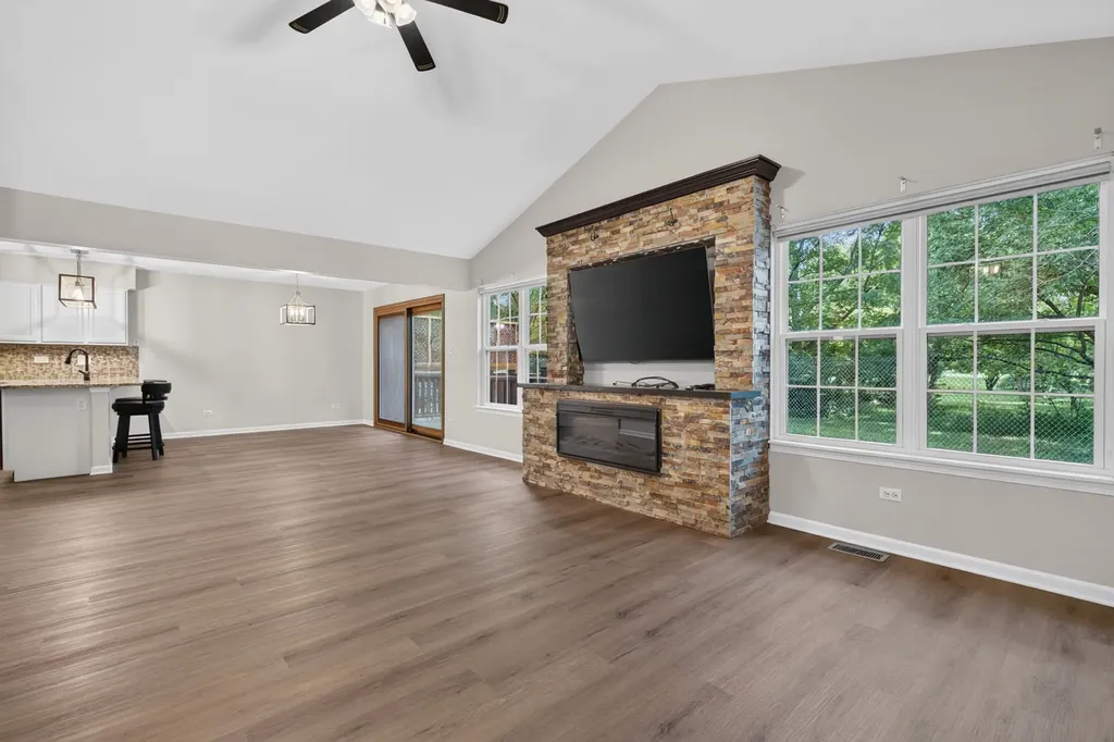 938 Treeline Court Lockport IL 60441