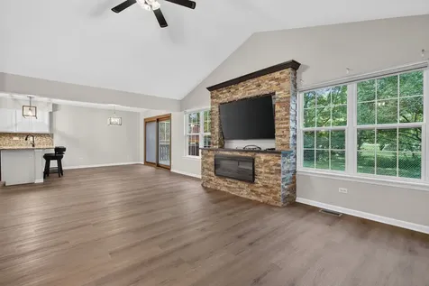 938 Treeline Court Lockport IL 60441