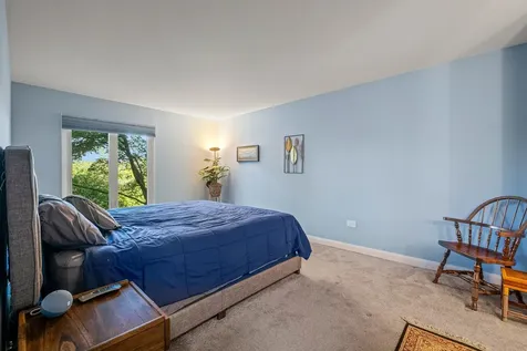 3913 Saratoga Avenue Downers Grove IL 60515