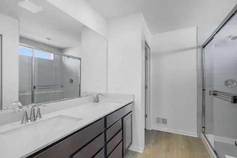432 Hathaway Lane Oswego IL 60543