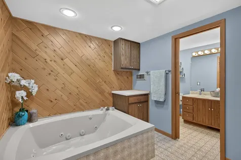663 Rollingwood Place Varna IL 61375