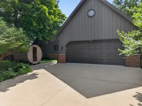 663 Rollingwood Place Varna IL 61375