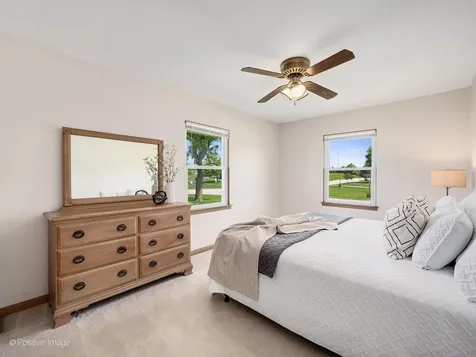 6950 Hillsdale Road Countryside IL 60525