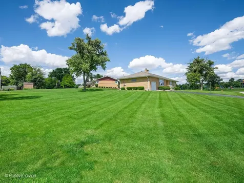 6950 Hillsdale Road Countryside IL 60525