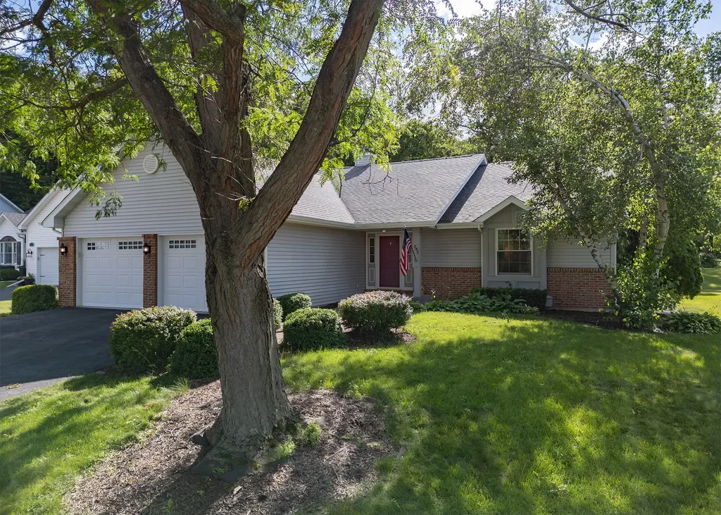 808 Midway Court Oregon IL 61061