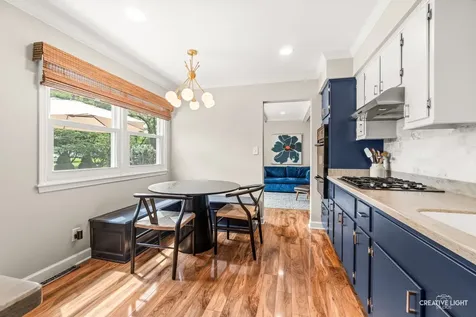 707 Maple Lane Batavia IL 60510
