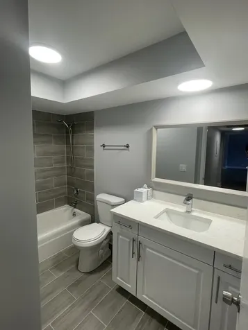 121 South Spruce Avenue Wood Dale IL 60191