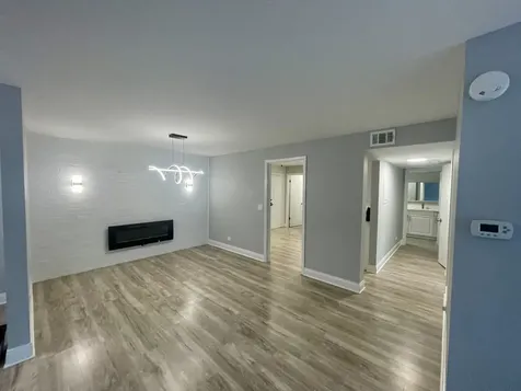 121 South Spruce Avenue Wood Dale IL 60191
