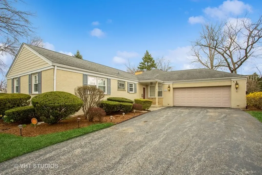 5301 Franklin Avenue Western Springs IL 60558