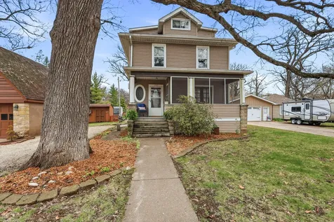 1587 34TH Avenue Moline IL 51265