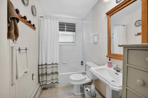 1587 34TH Avenue Moline IL 51265