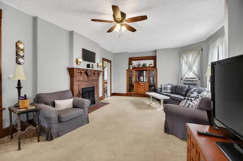 1587 34TH Avenue Moline IL 51265