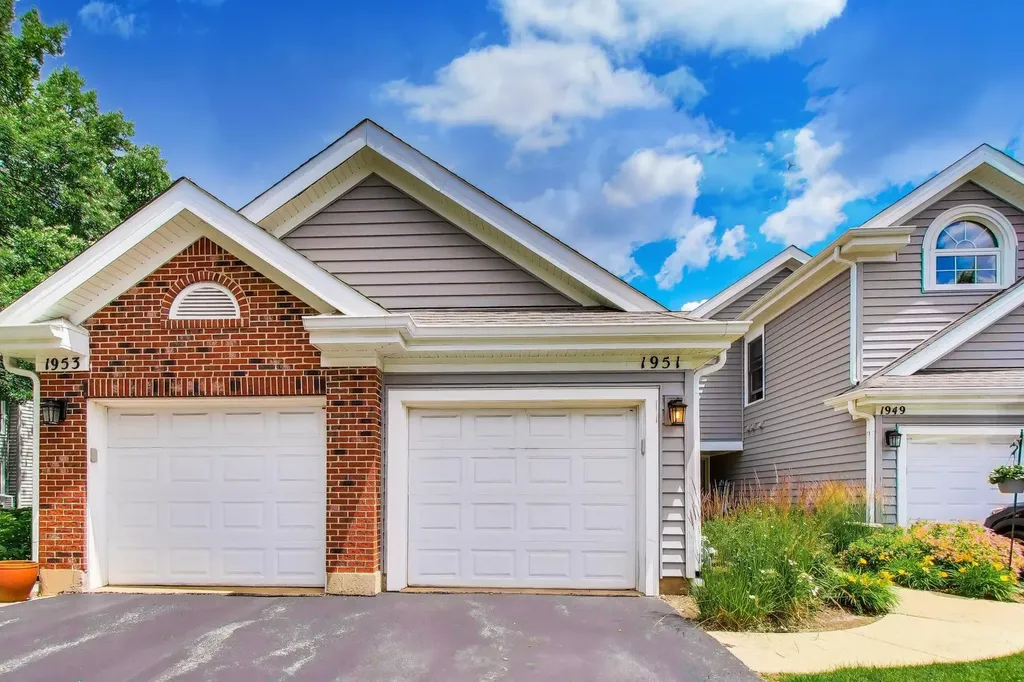 1951 North Stillwater Road Arlington Heights IL 60004