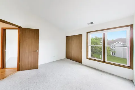 1951 North Stillwater Road Arlington Heights IL 60004