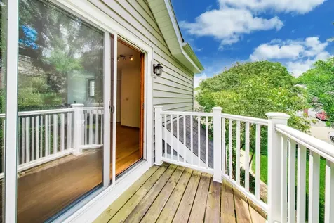 1951 North Stillwater Road Arlington Heights IL 60004