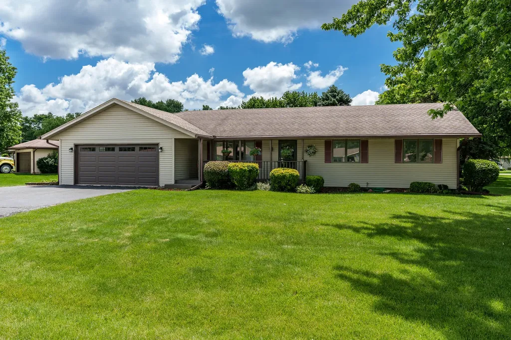 7431 Farview Drive Cherry Valley IL 61016