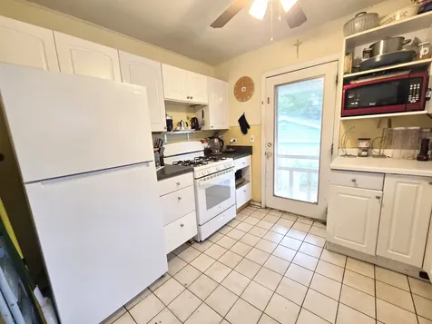 23W563 Woodworth Place Roselle IL 60172