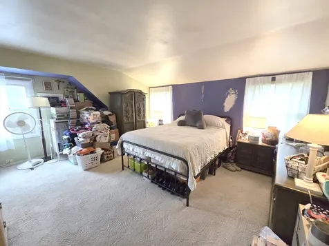 23W563 Woodworth Place Roselle IL 60172