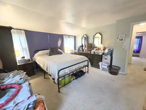 23W563 Woodworth Place Roselle IL 60172