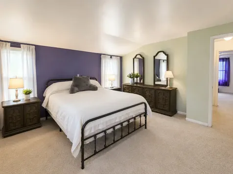 23W563 Woodworth Place Roselle IL 60172