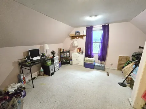 23W563 Woodworth Place Roselle IL 60172