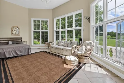 4206 Royal Fox Drive St. Charles IL 60174