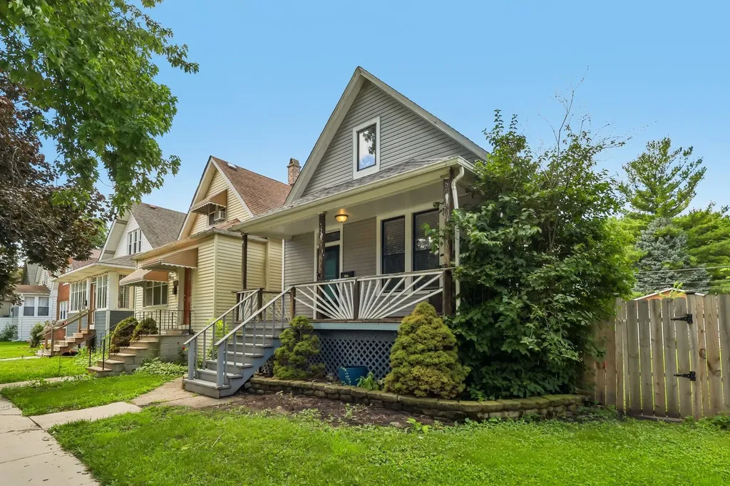 3014 Wesley Avenue Berwyn IL 60402