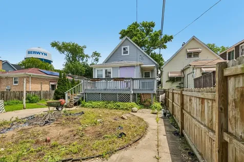 3014 Wesley Avenue Berwyn IL 60402