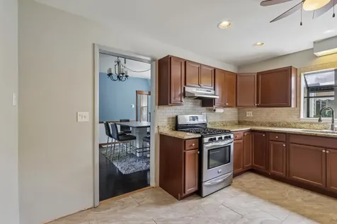 3014 Wesley Avenue Berwyn IL 60402