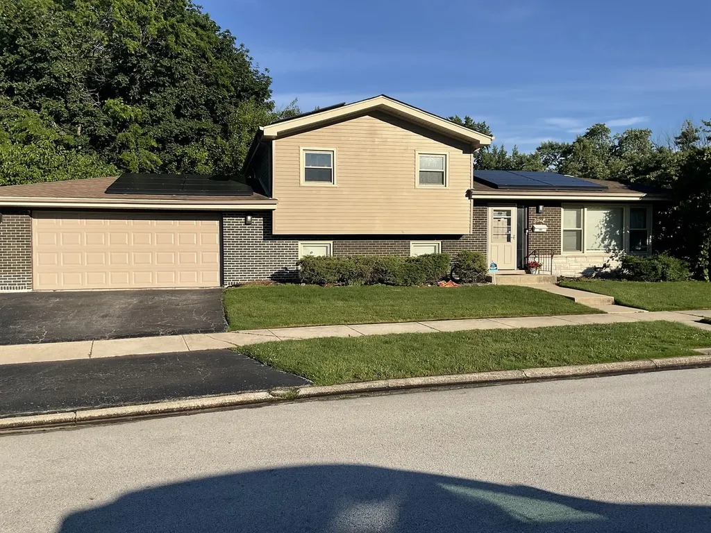 17141 Maryland Avenue S South Holland IL 60473