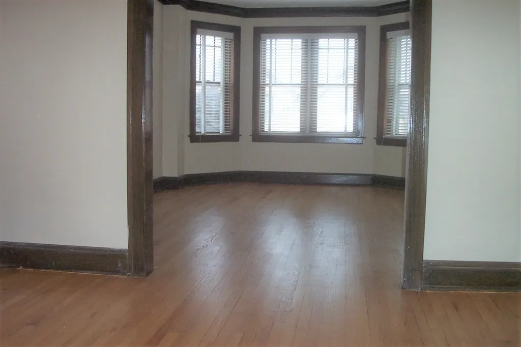 3726 North Christiana Avenue Chicago IL 60618