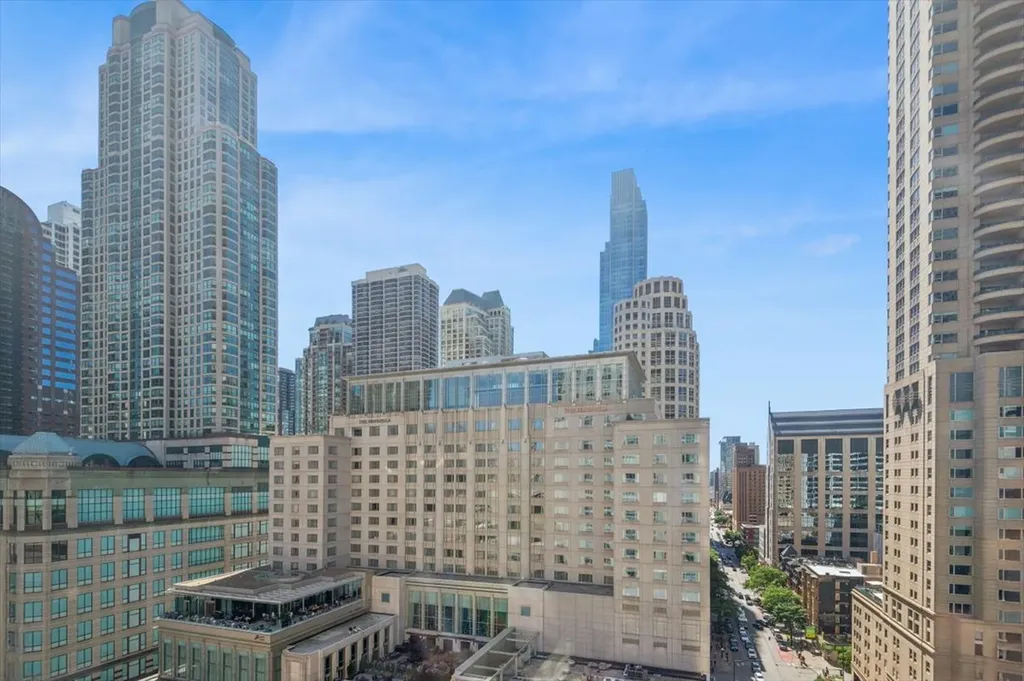 777 North Michigan Avenue Chicago IL 60611