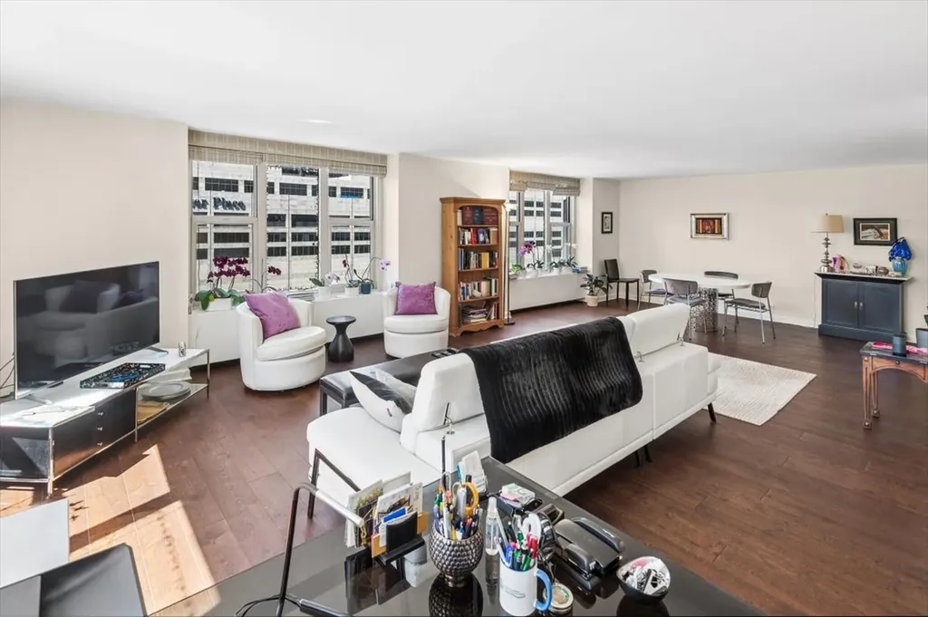 777 North Michigan Avenue Chicago IL 60611